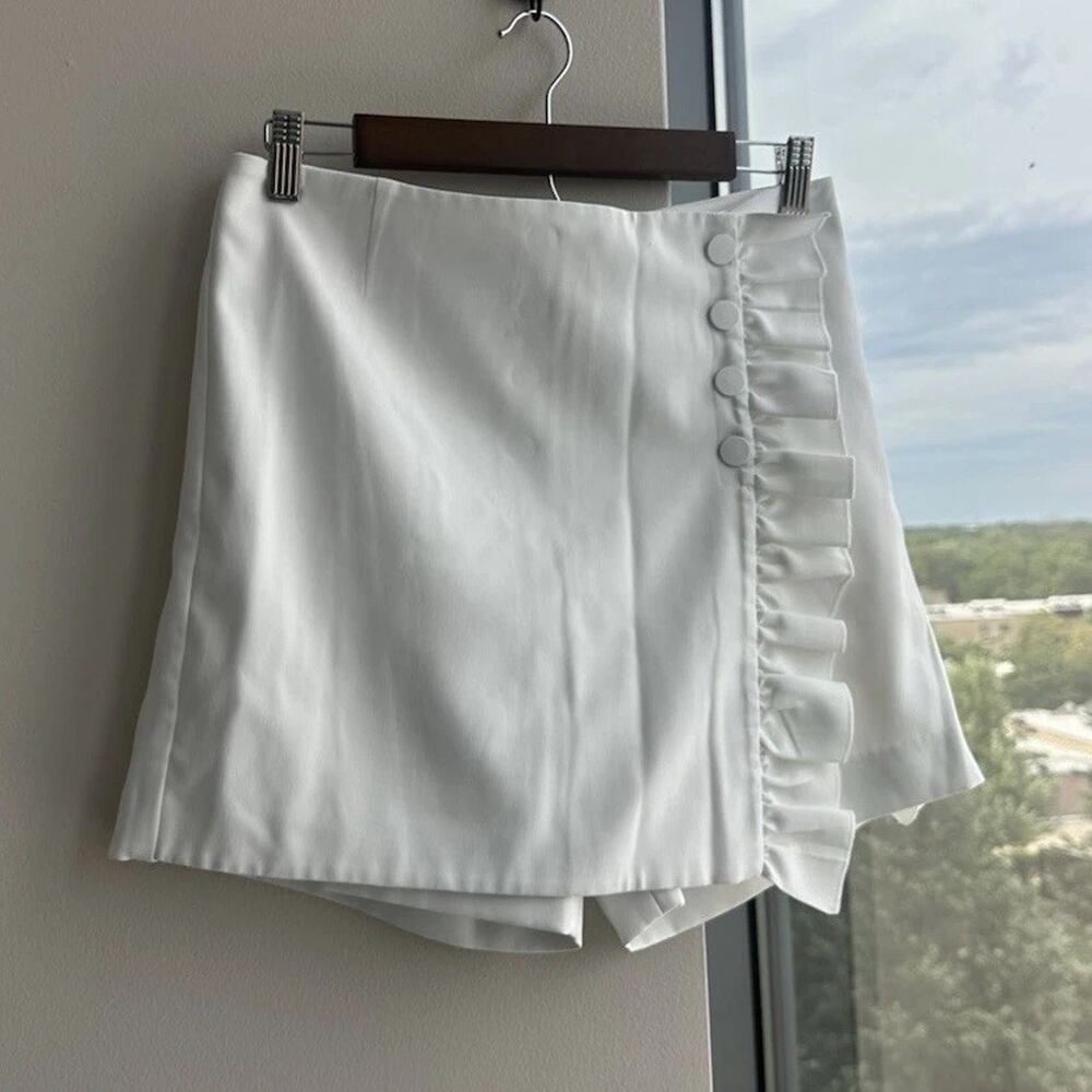 Tory Sport White Athletic Skort S/P Zip Closure Short Tennis Golf Solid